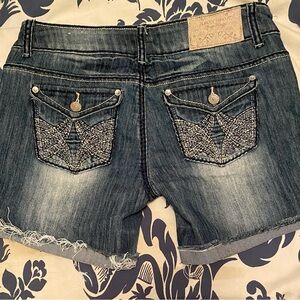 Almost Famous shorts 9